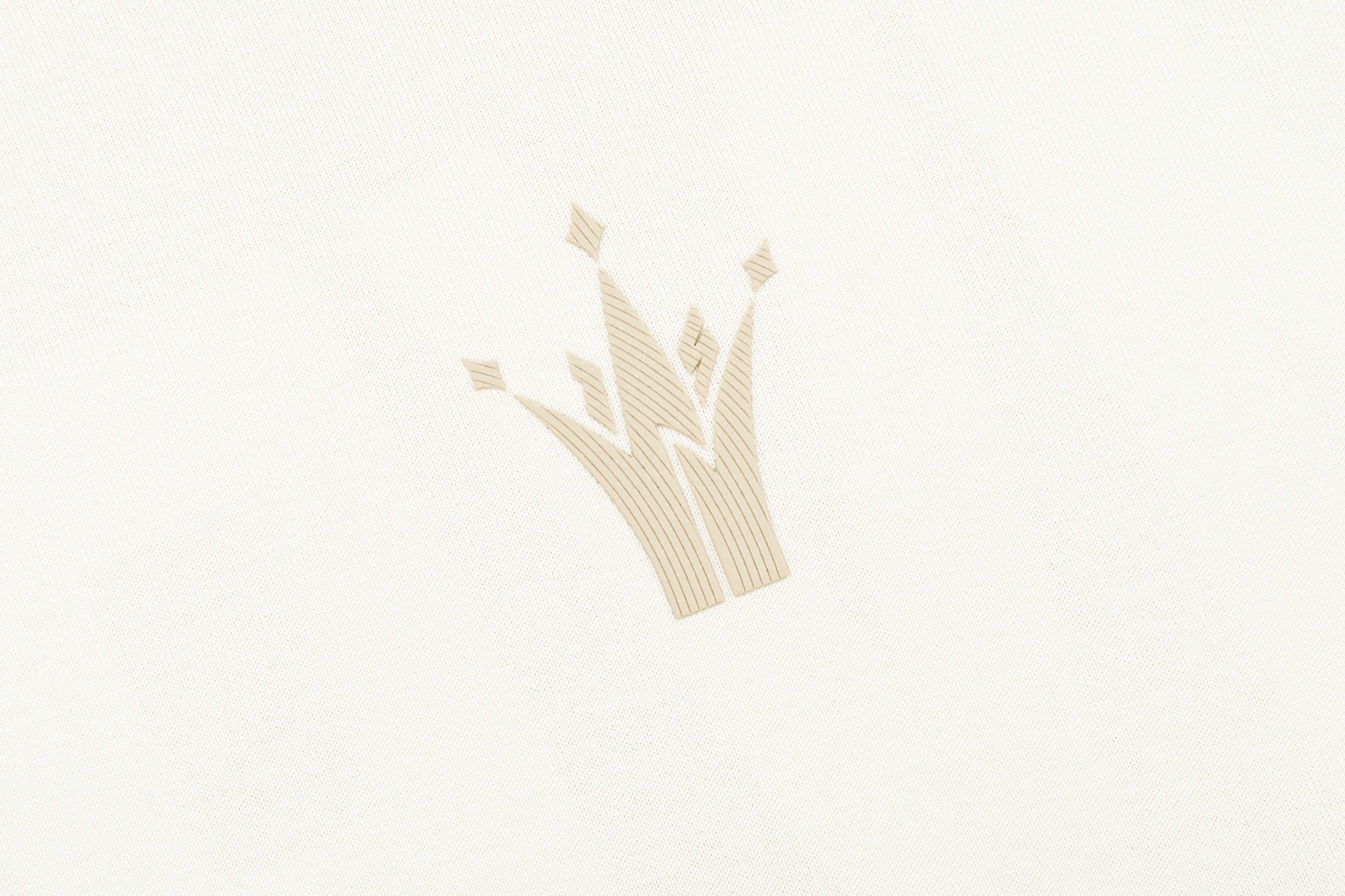 Nikola Jokić - Short Sleeve T-Shirt: Cream - 361 Degrees