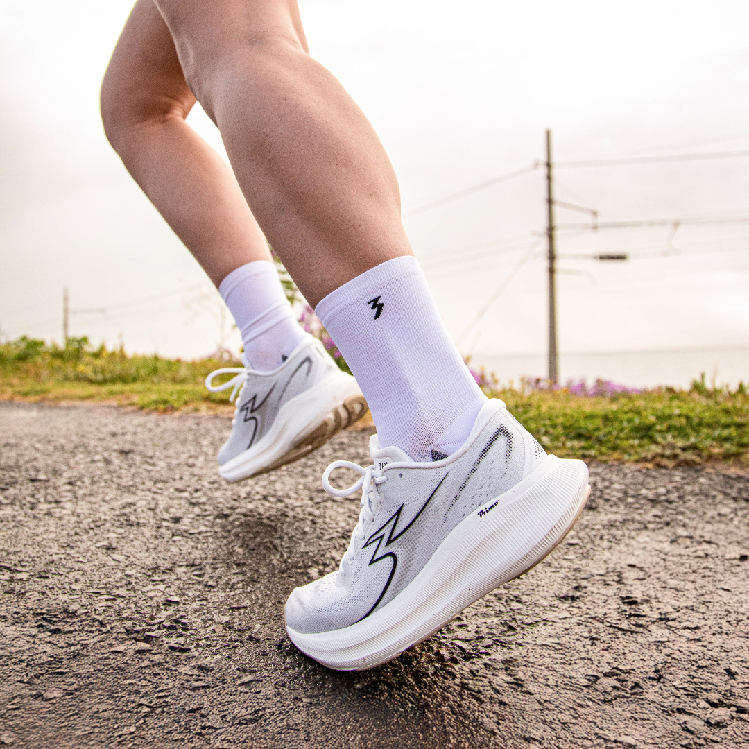 361-ELEOS 2: White/Black