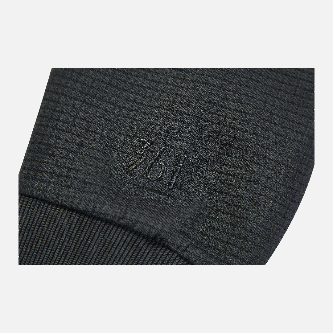 MEN'S Nikola Jokić Hoody: Black - 361 Degrees
