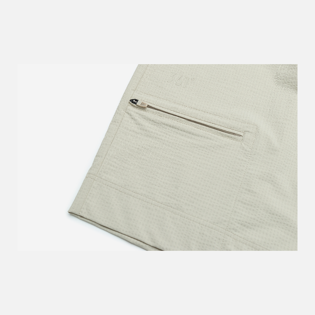 MEN'S Nikola Jokić - Logo Shorts : Cream - 361 Degrees