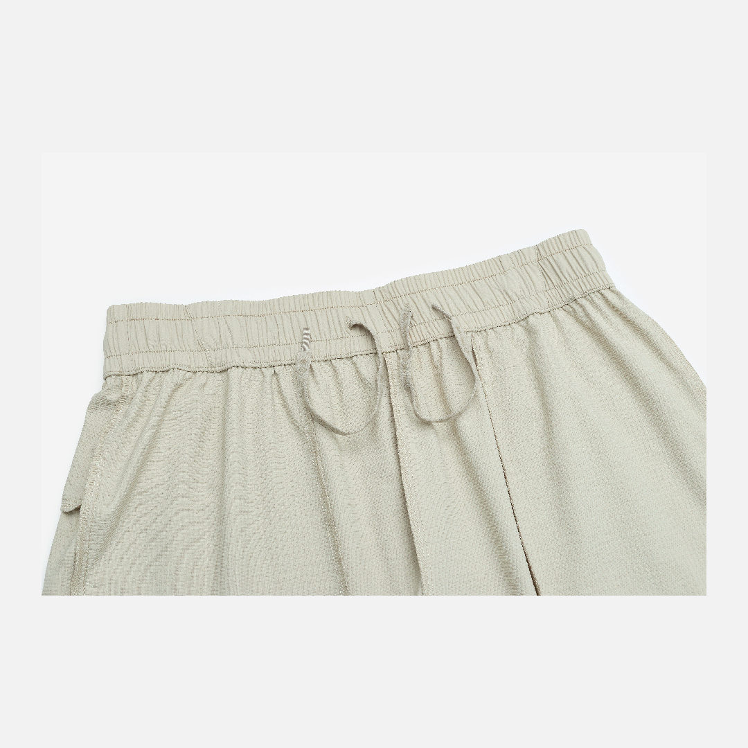MEN'S Nikola Jokić - Logo Shorts : Cream - 361 Degrees